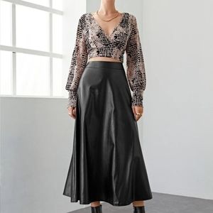 Made in Canada-Black désigner silk like Maxi skirt